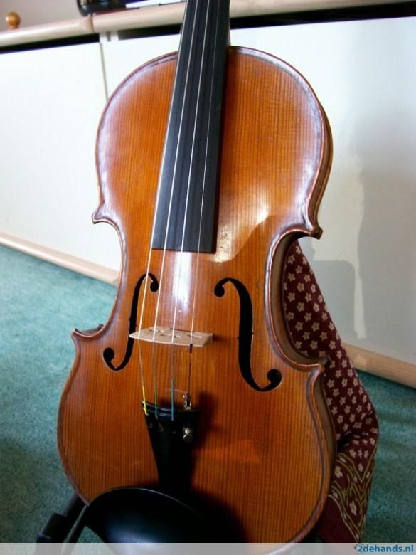 De viool is klaar en kan op marktplaats.